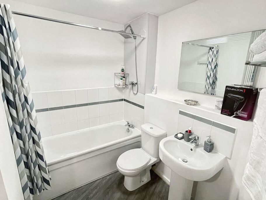Cityfront Modern Apt Near City Centre/Etihad, Free Parking Manchester Kültér fotó