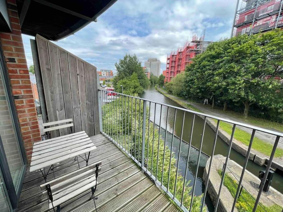 Cityfront Modern Apt Near City Centre/Etihad, Free Parking Manchester Kültér fotó